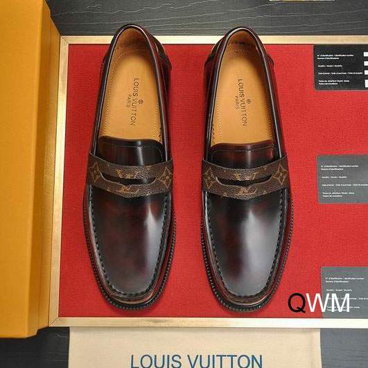 Picture of Louis Vuitton Shoes _SKULVsz38-45WM111113287